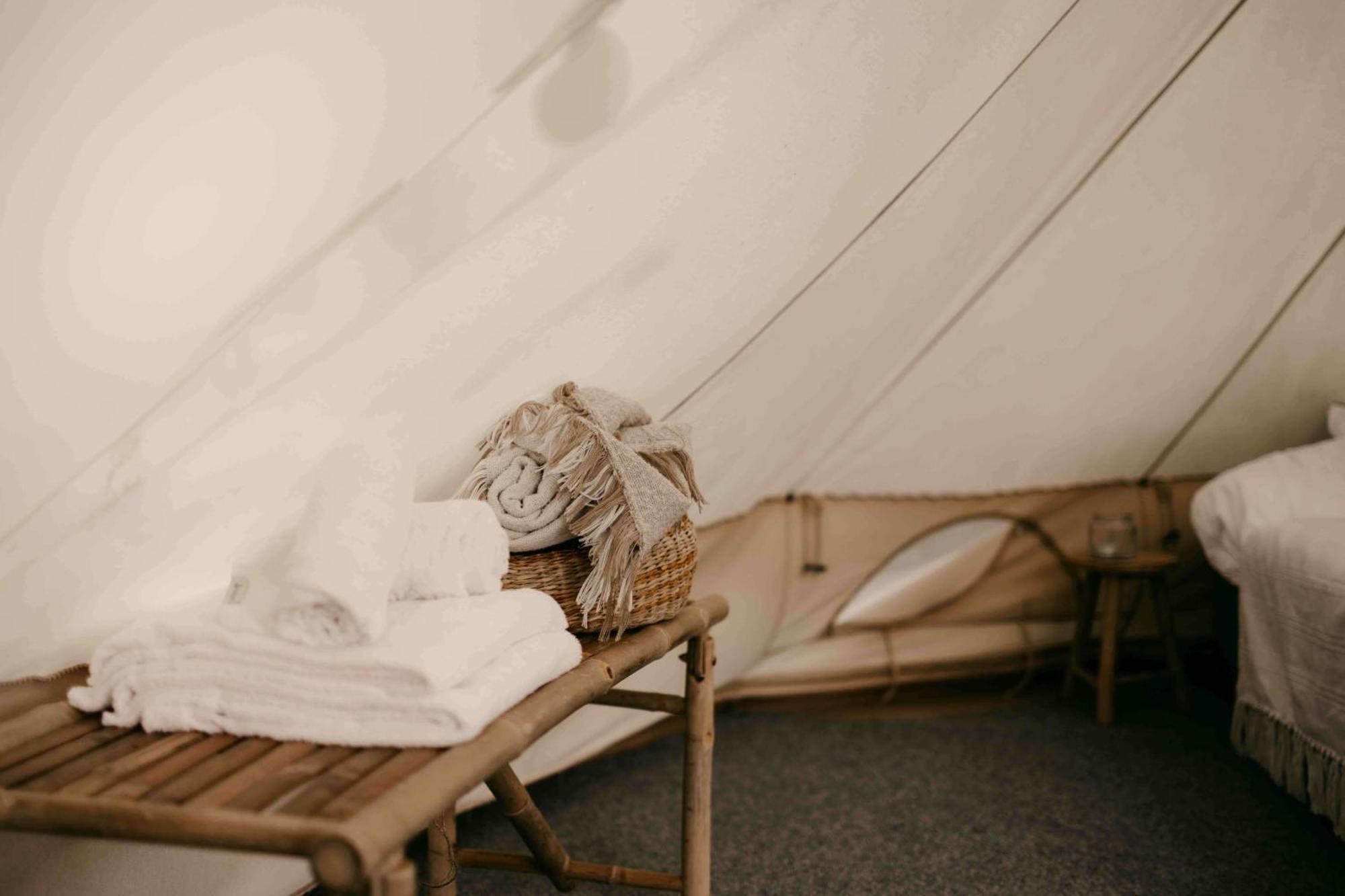 גרבסטאד Falkeroed - Lyxig Glamping I Naturreservat Ink Frukost מראה חיצוני תמונה