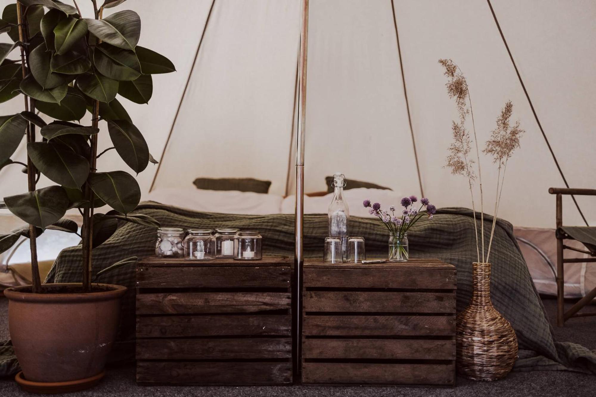 גרבסטאד Falkeroed - Lyxig Glamping I Naturreservat Ink Frukost מראה חיצוני תמונה